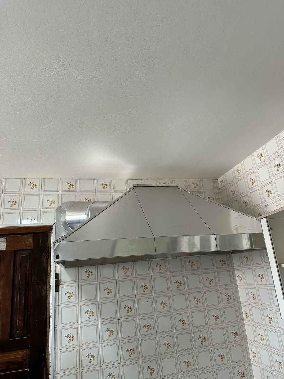 Limpeza profissional de coifa comercial